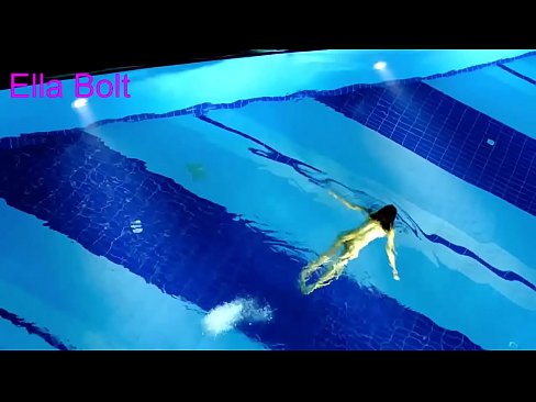 ❤️ എനിക്ക് കാണുന്നത് നിർത്താൻ കഴിയില്ല, ELLA BOLT റിസോർട്ട് പൂളിൽ നഗ്നയായി നീന്തുന്ന യുവ സുന്ദരിയെ പിടികൂടി ☑ ക്വാളിറ്റി സെക്സ് ഞങ്ങളിൽ ☑